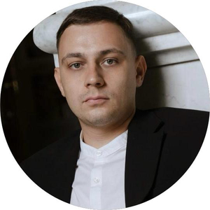 Роман Макарцев