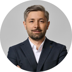 Роман Сабиржанов