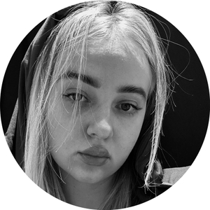 Юлия Полякова